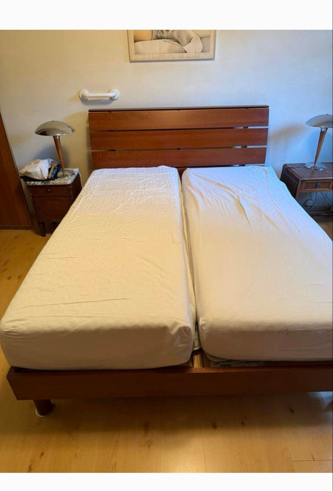 Prachtig kersenhouten bed 160x220 met elektrische bedbodems, Huis en Inrichting, Slaapkamer | Bedden, Ophalen, Bruin, Tweepersoons
