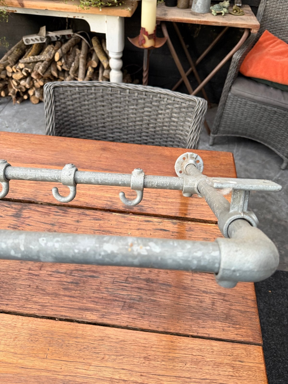 Industriële Wandkapstok van Metaal ( steigerpijp), Wandkapstok, Gebruikt, Ophalen of Verzenden, Minder dan 100 cm