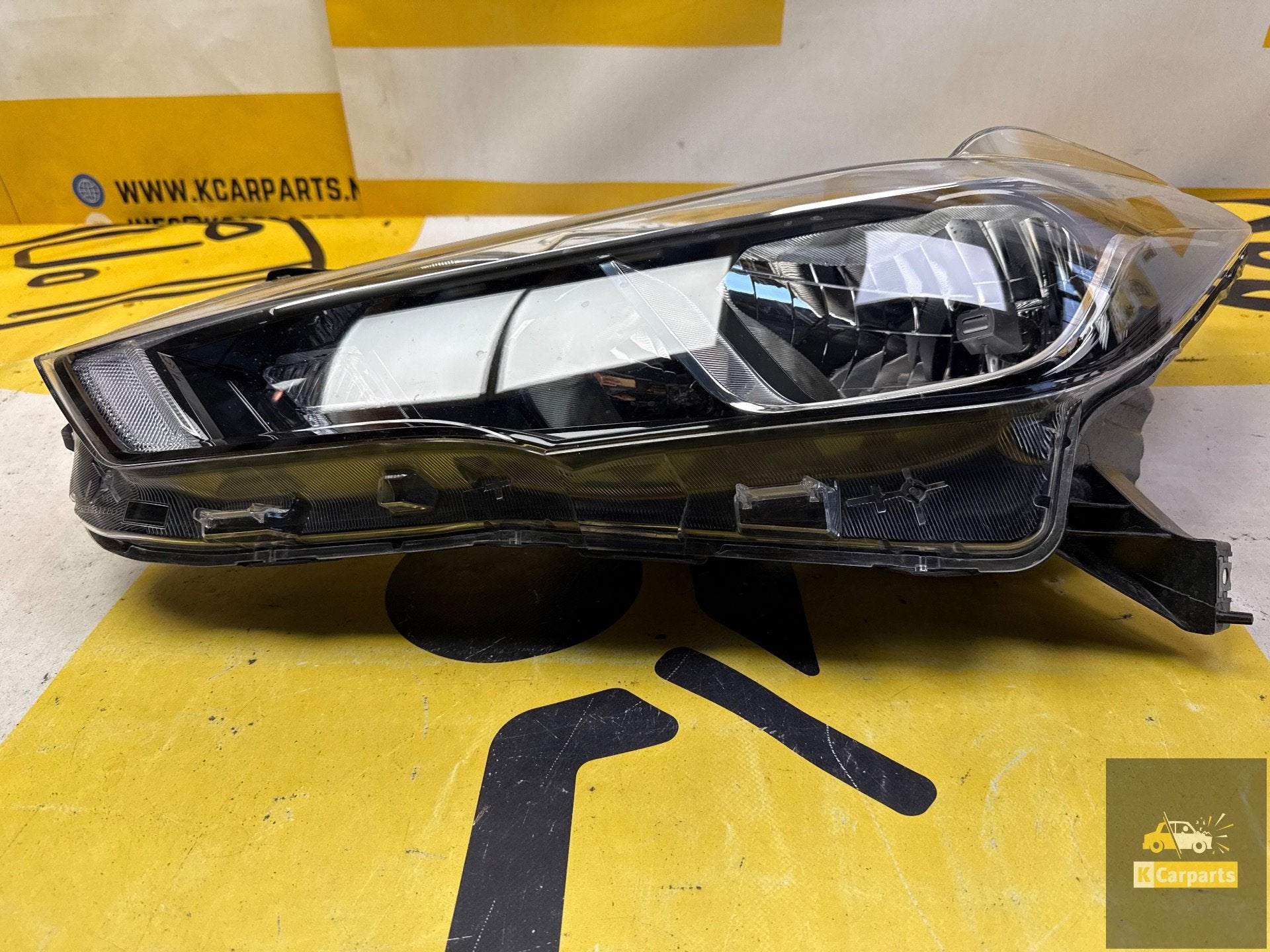 Nissan Micra k14 koplamp Lamp links 260605FA0A, Takashima 1-chome 1-1
220-8686  Yokohama, Ophalen of Verzenden, NISSAN_SR@mail.nissan.co.jp