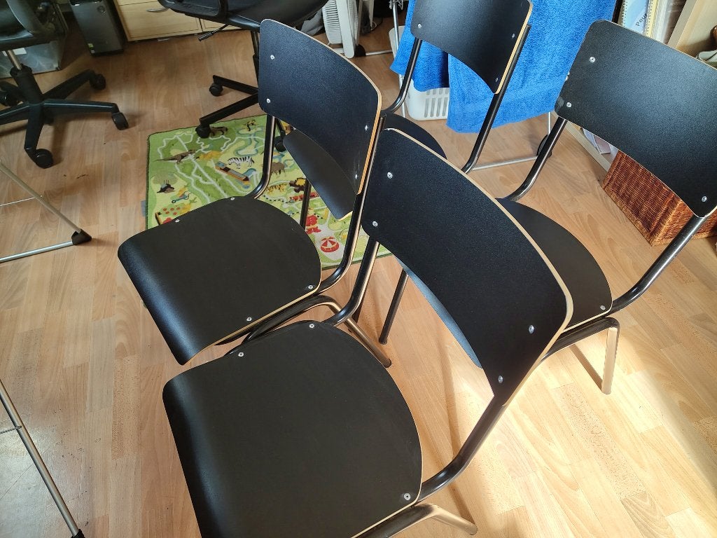 4 mooie zwarte stoelen – industrieel design, Ophalen, Gebruikt, Zwart, Vier