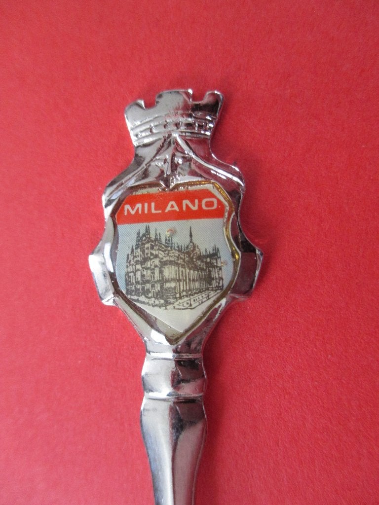 Lepeltje Milaan , Italie, Verzenden, Zo goed als nieuw