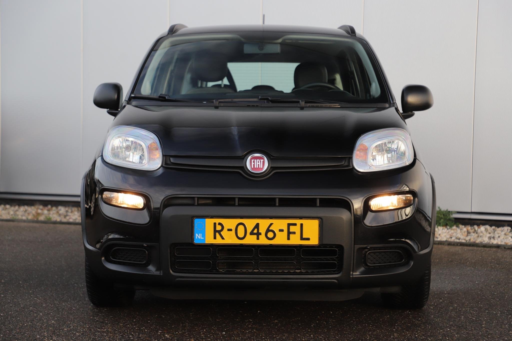 Fiat Panda 1.0 Hybrid City Life 69PK Carplay Android Navigat, Voorwielaandrijving, Stof, Panda, Met garantie (alle)