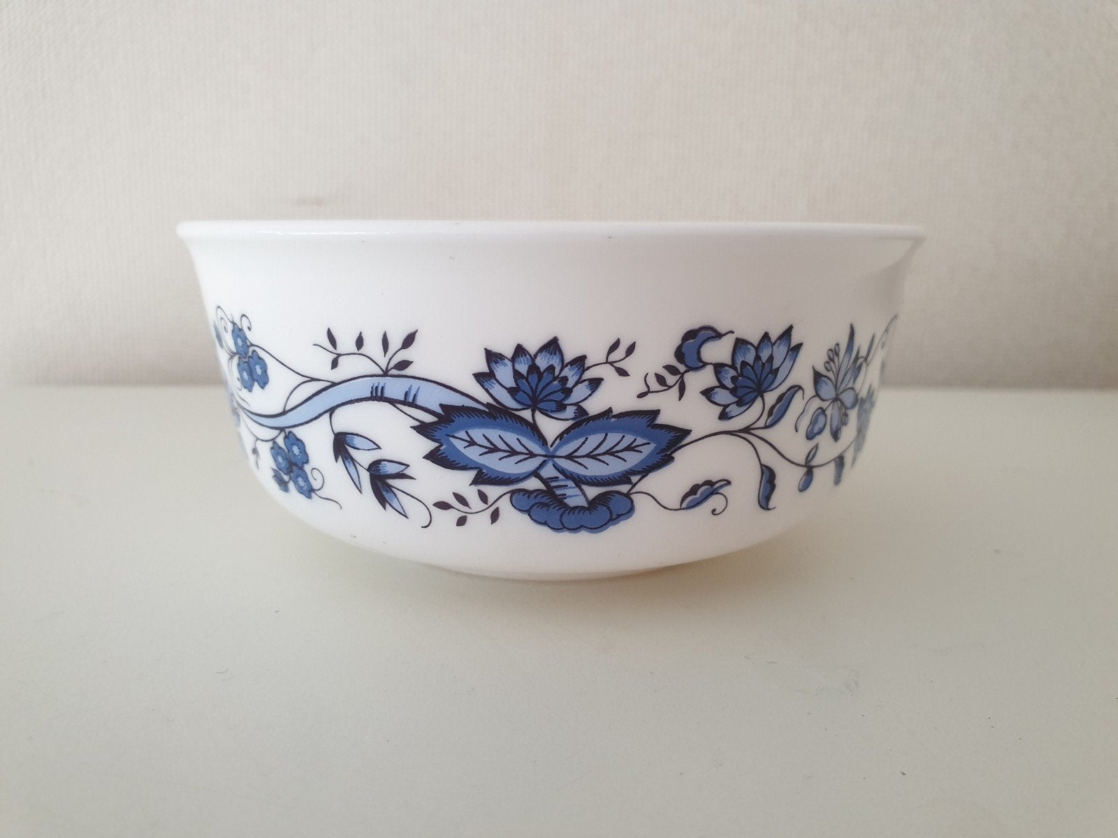 Vintage Arcopal France dessert schaaltje. Melkglas / blauw., Ophalen of Verzenden
