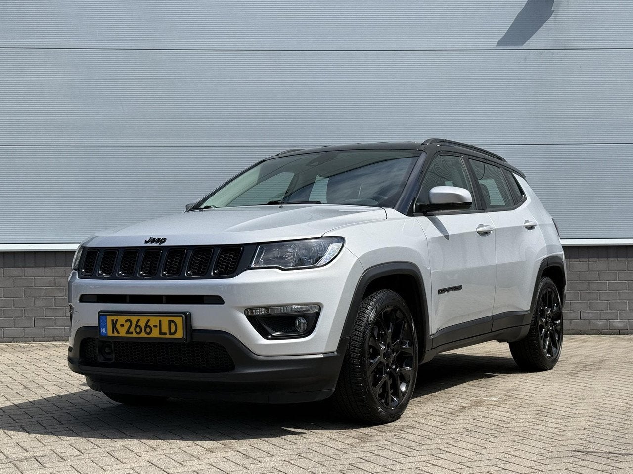 Jeep Compass 1.3T Night Eagle Liberty Edition | Trekhaak | C, Auto's, Jeep, Voorwielaandrijving, 4 cilinders, Handgeschakeld, 600 kg