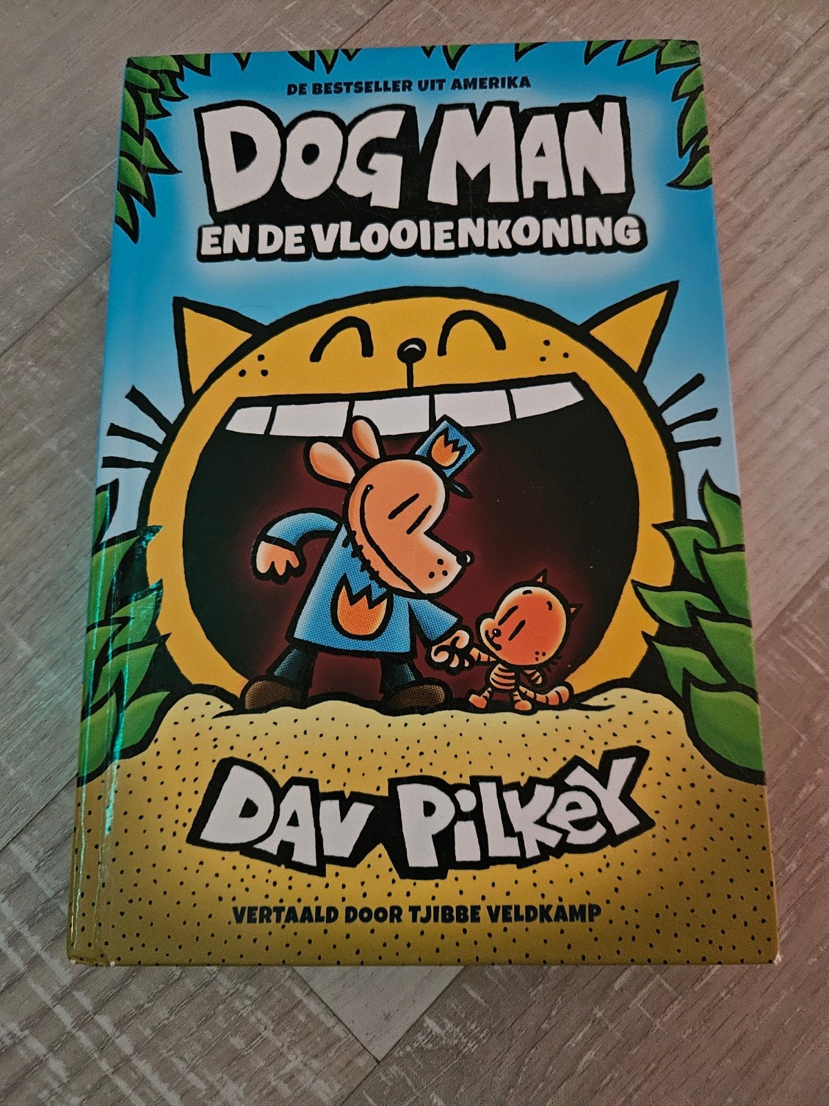 Dog Man en de Vlooienkoning - Dav Pilkey, Ophalen of Verzenden, Zo goed als nieuw, Dav Pilkey, Fictie
