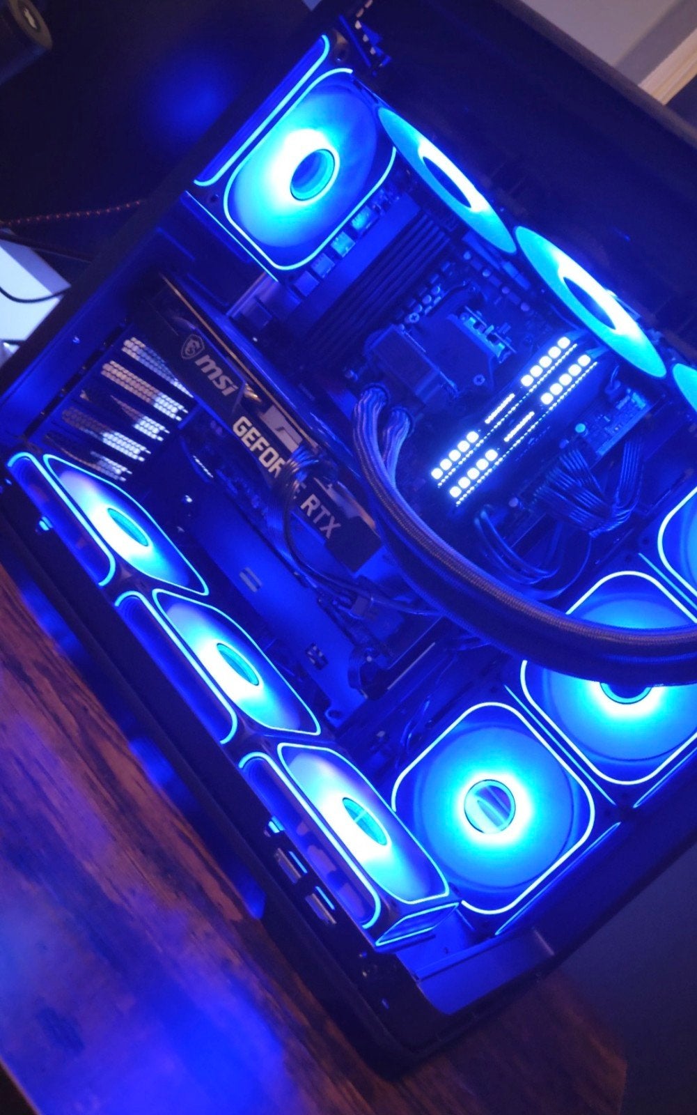High-end Gaming PC/Game PC – RTX 5070 / Ryzen 9 7900X / 32G, MSI, Onbekend, Zo goed als nieuw, Gaming