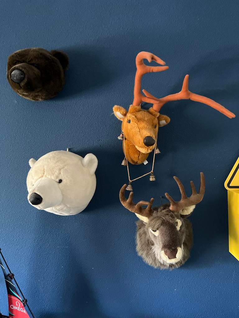 Pluche dierenkoppen voor kinderkamer decoratie, Ophalen of Verzenden, Zo goed als nieuw, Meerkleurig, Textiel