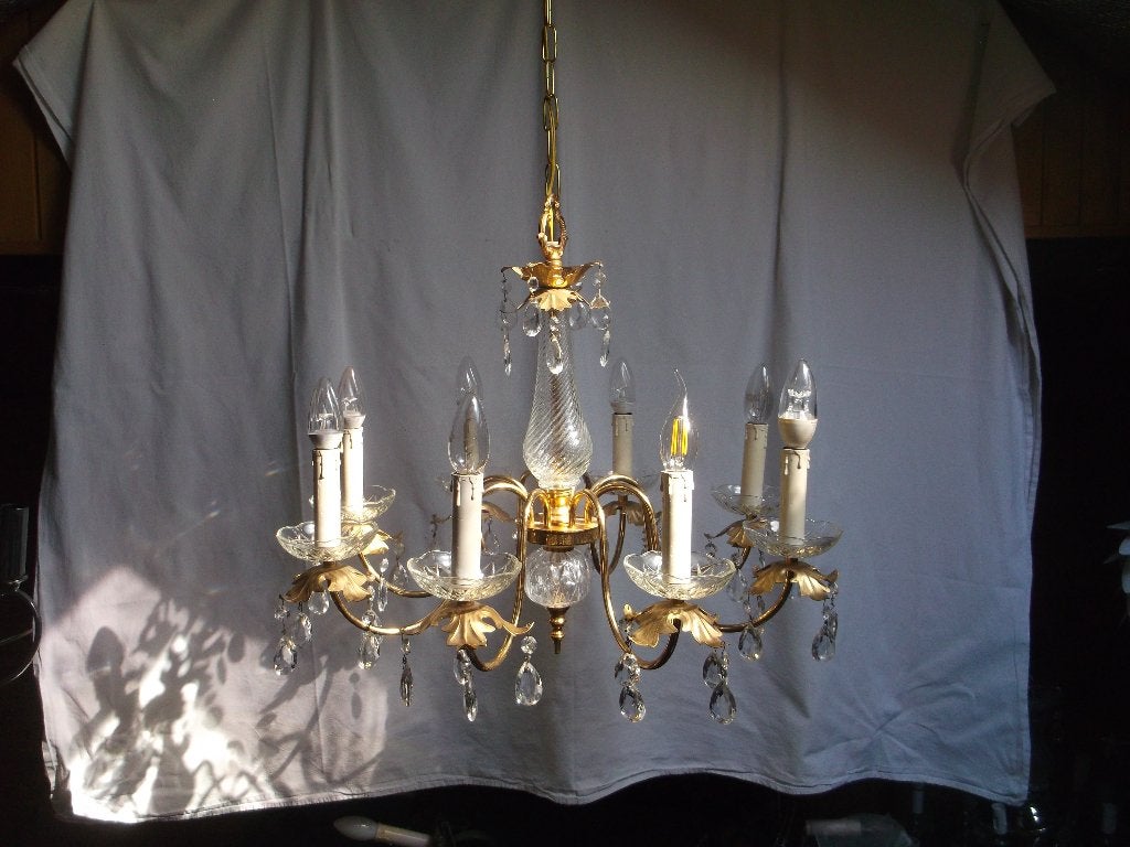 Mooi 8-armige kroonluchter met gouden blaadjes, Ophalen, Zo goed als nieuw, Glas, E14 (klein)