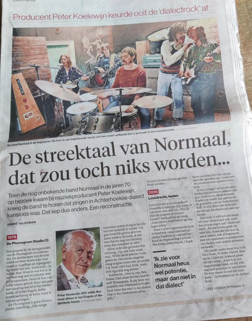 Peter Koelewijn / Band Normaal Krantenartikel * 2 pagina's *, Ophalen of Verzenden, 1980 tot heden, Nederland, Knipsel(s)