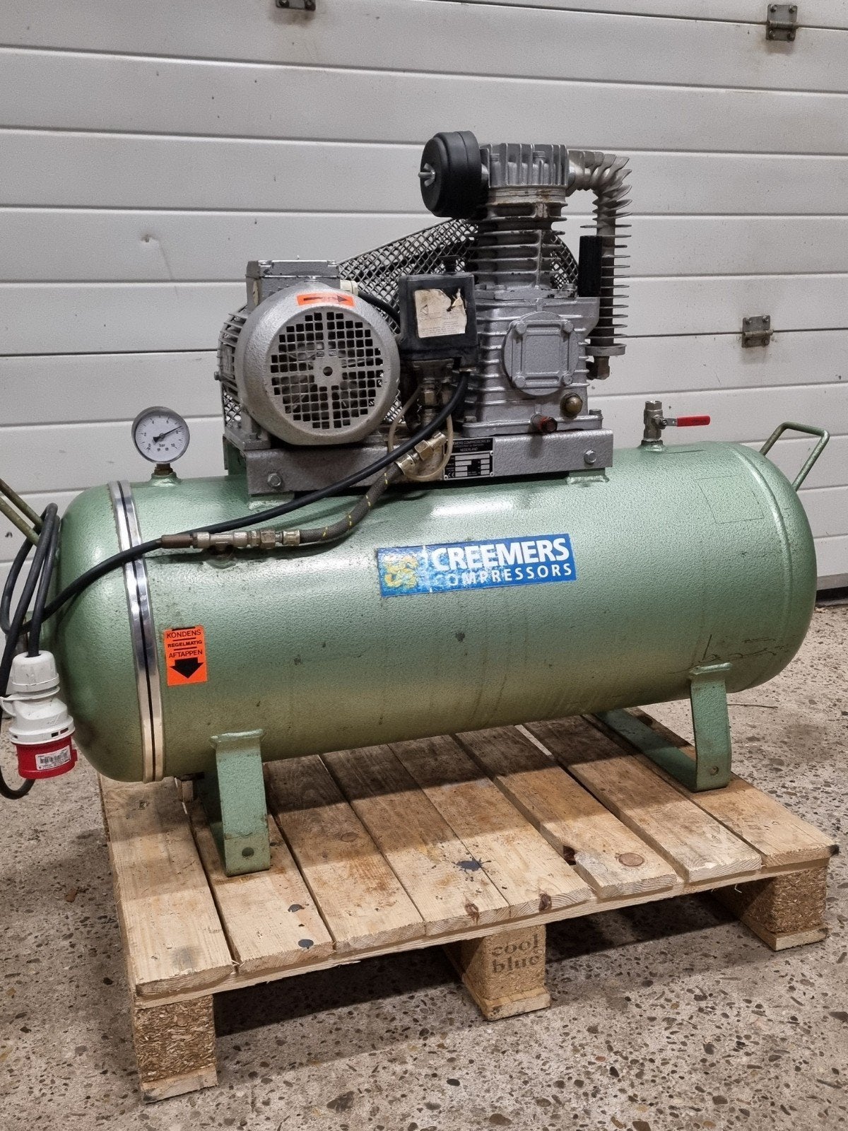 Creemers compressor, Gebruikt, Ophalen of Verzenden, 200 tot 400 liter/min, Mobiel