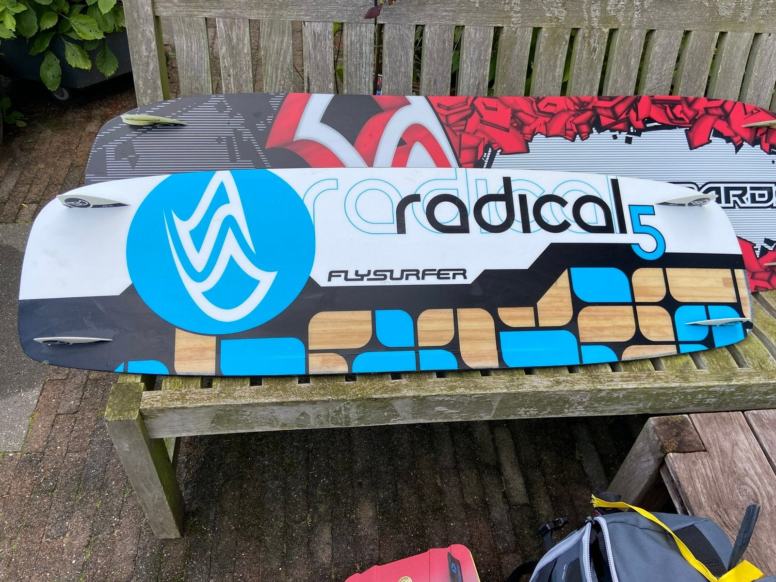 Kiteboard Flysurfer Radical 5, Watersport en Boten, Kitesurfen, Kiteboard, 4 m² of minder, Twintip, Ophalen
