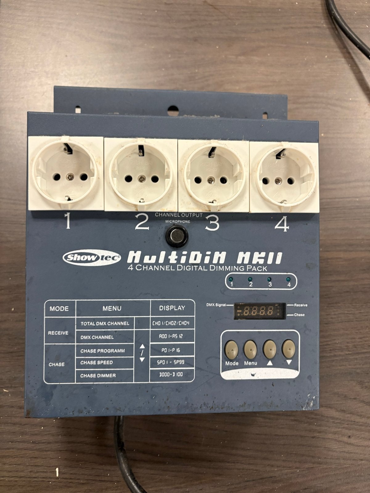 2x Showtec Multidim MKII Dimmer Pack & 7x Par Spot, Muziek en Instrumenten, Ophalen, Gebruikt