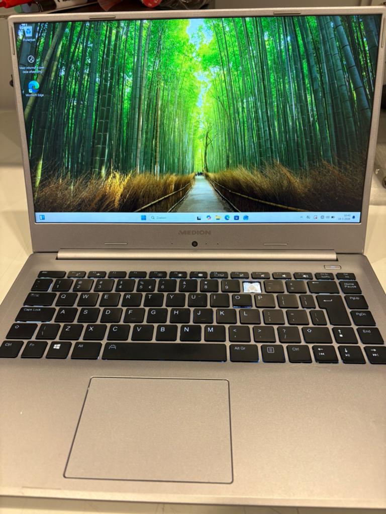 Medion core i5  10 gen   10210 U.  150 eu, Ophalen of Verzenden, Gebruikt, 15 inch, 2 tot 3 Ghz