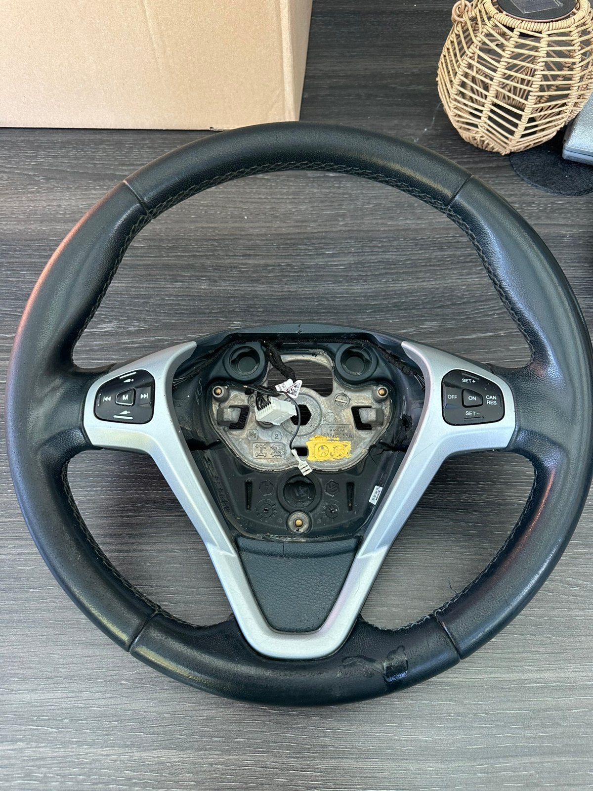 Ford Fiesta Mk6 stuurwiel Cruise Control, Auto-onderdelen, Ophalen of Verzenden, Gebruikt, Ford