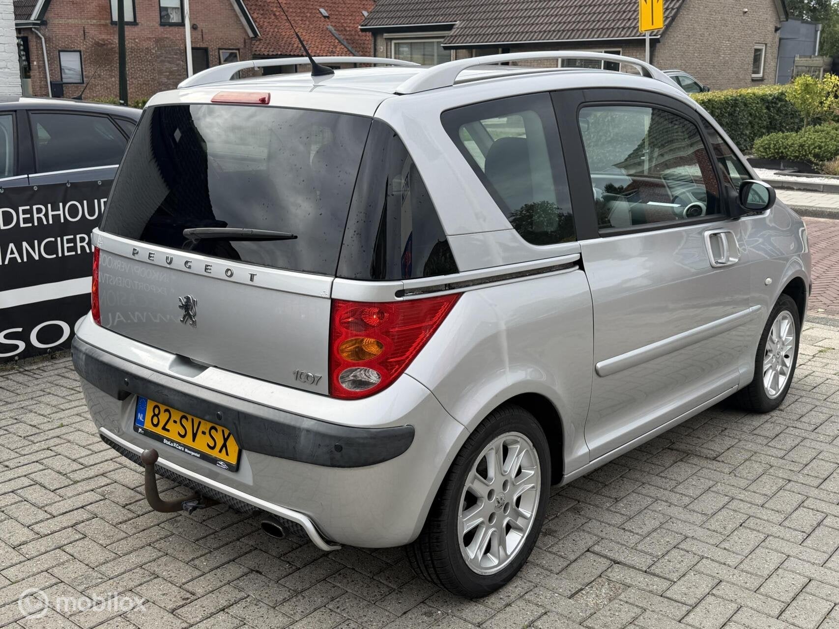 Peugeot 1007 1.6-16V Automaat schakelt soepel ! Nieuwe apk, Auto's, Peugeot, 15 km/l, Gebruikt, Electronic Stability Program (ESP)