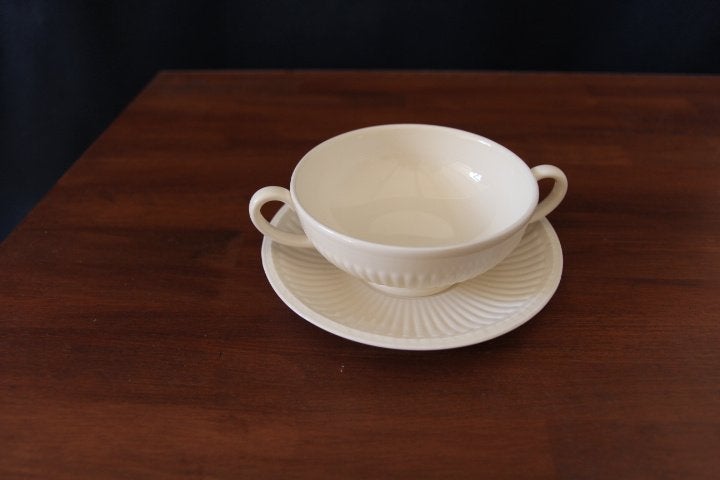 Wedgwood Edme soepkom met schotel 4 stuks, Huis en Inrichting, Keuken | Servies, Klassiek, Ophalen of Verzenden, Zo goed als nieuw