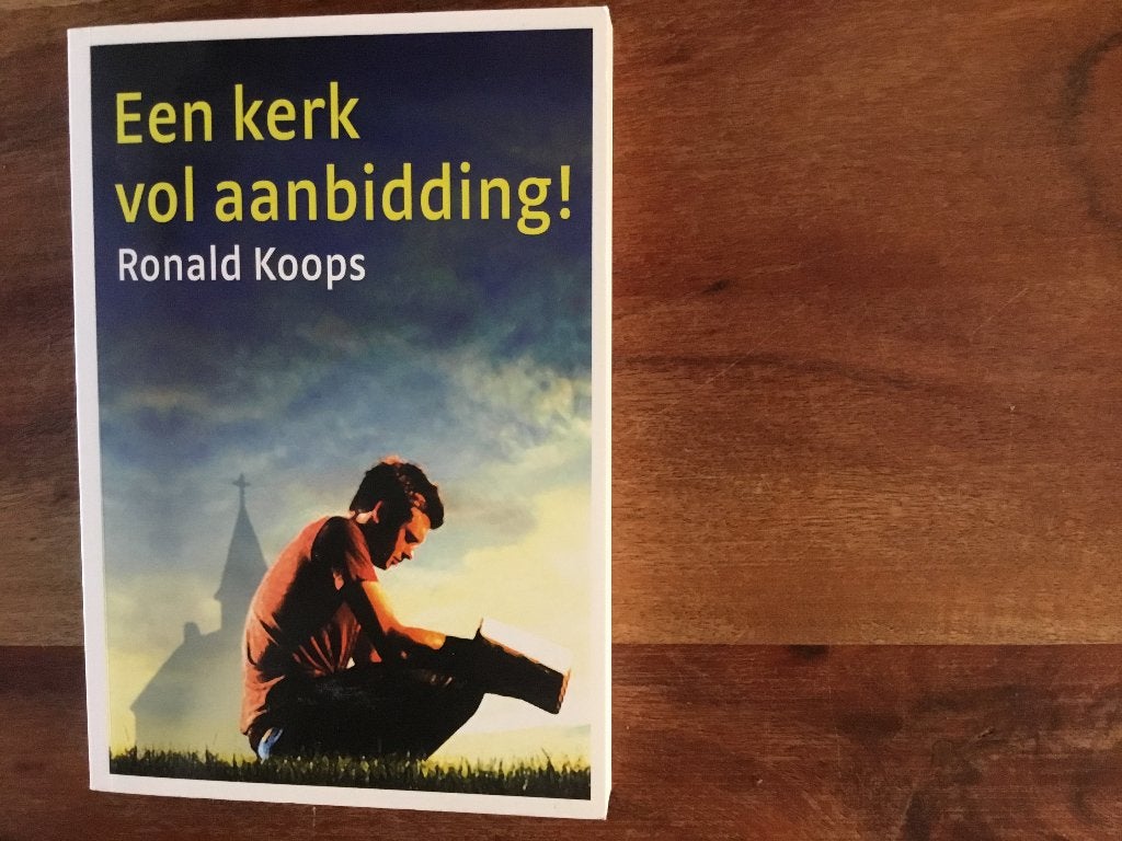 Een kerk vol aanbidding, Koops, Ronald Koops, Verzenden, Christendom | Protestants, Zo goed als nieuw