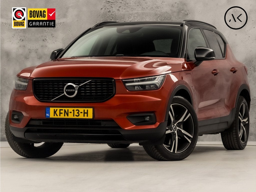 Volvo XC40 1.5 T5 Recharge R-Design 262Pk Automaat (APPLE CA, Auto's, 12 maanden, Gebruikt, Zwart, Bedrijf