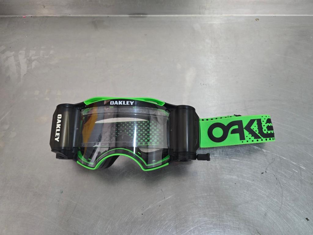 2x oakley airbrake incl roll off, Motoren, Kleding | Motorkleding, Ophalen, Tweedehands, Motorcrosskleding