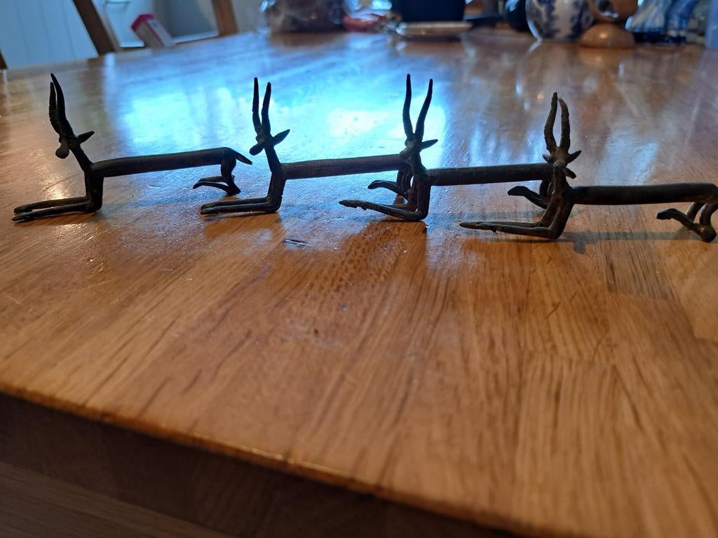 Set van 4 metalen herten beeldjes, Antiek en Kunst, Ophalen