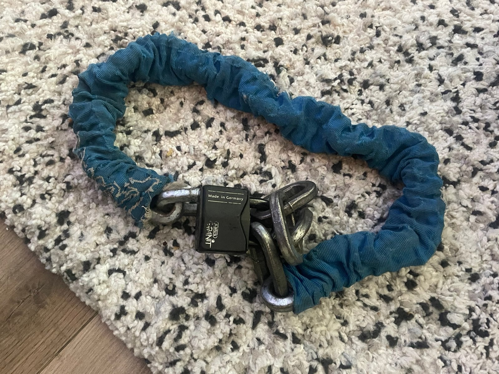 Goede dikke ketting slot ( 1 sleutel ), Ophalen, Zo goed als nieuw