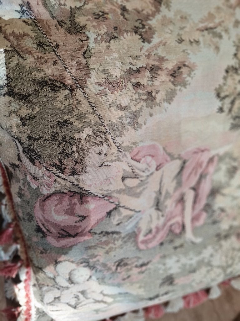 Kussen van antieke gobelin stof man/vrouw in de tuin, Ophalen of Verzenden