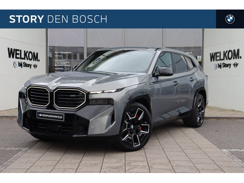 BMW XM PHEV 50e Automaat / Trekhaak / Adaptief M Onderstel P, Auto's, BMW, Automaat, Verwarming stoelen achter, Zwart, 23 km/l