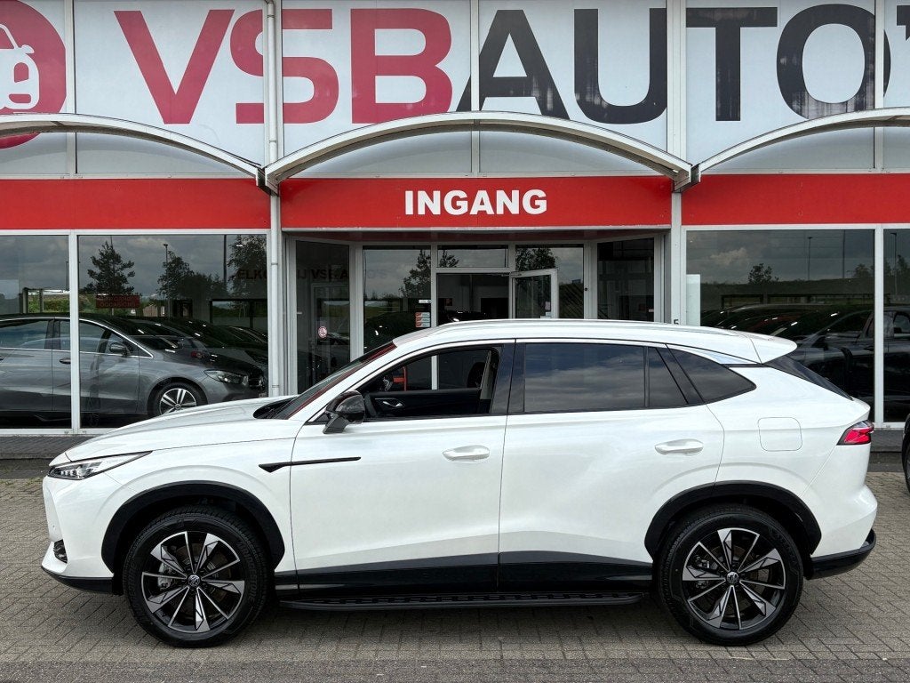 Mg EHS 1.5 PHEV LUXURY 272PK AUT. NAVI CARPLAY 360CAMERA AIR, Automaat, Gebruikt, Huisgarantie, Met garantie (alle)
