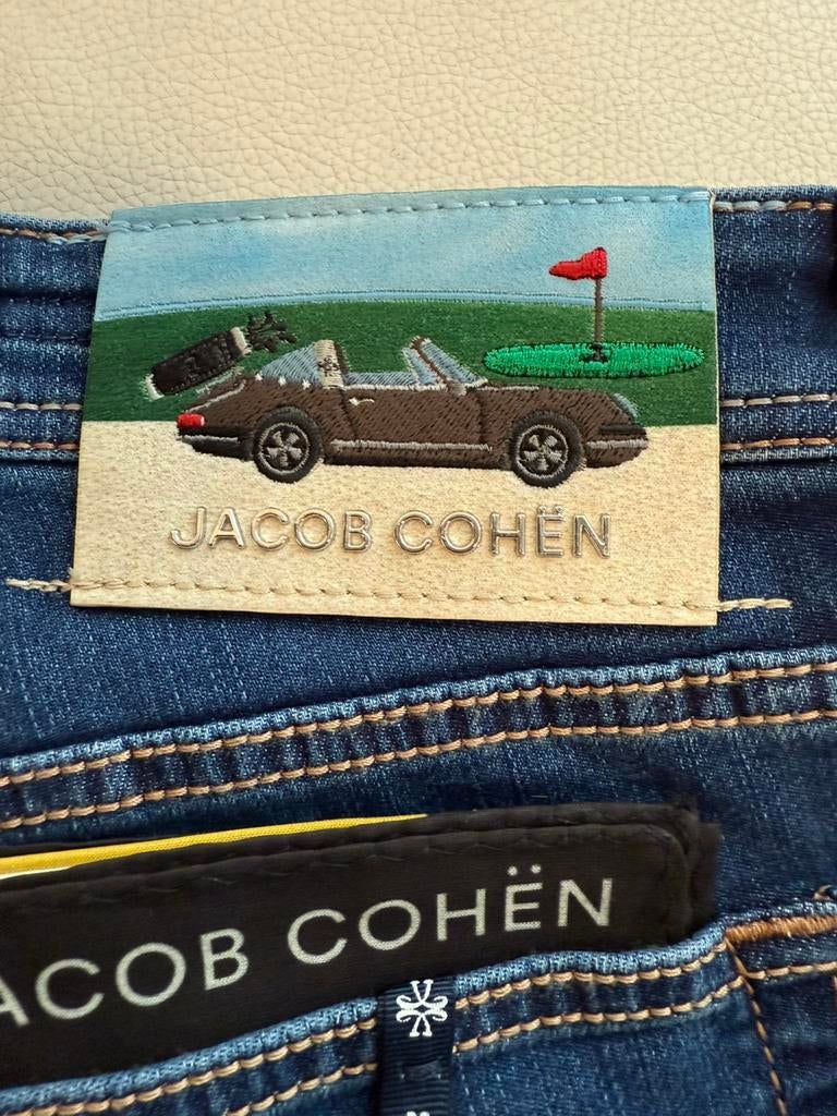 Jacob Cohen jeans Porsche Targa Special OVERAL UITVERKOCHT, Ophalen of Verzenden, Nieuw, Blauw, Overige jeansmaten