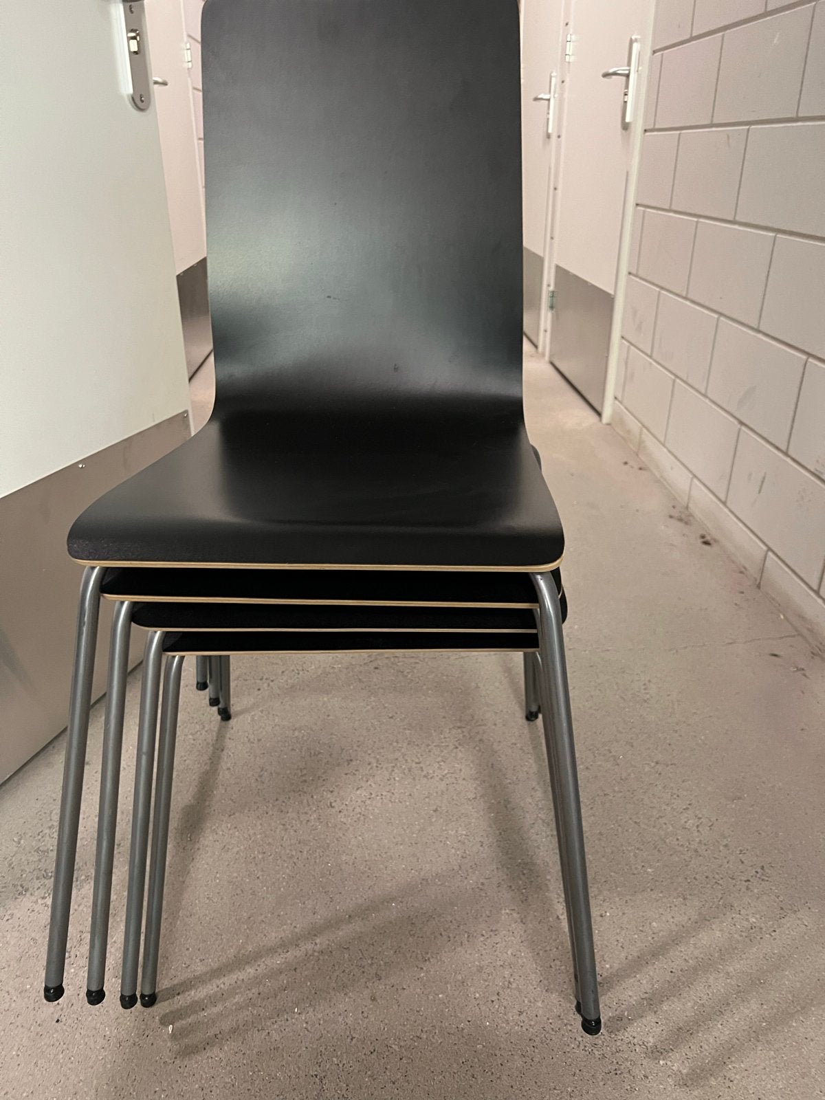 4x Ikea Martin stoel - Zwart met metalen onderstel, Ophalen, Gebruikt, Zwart, Eén