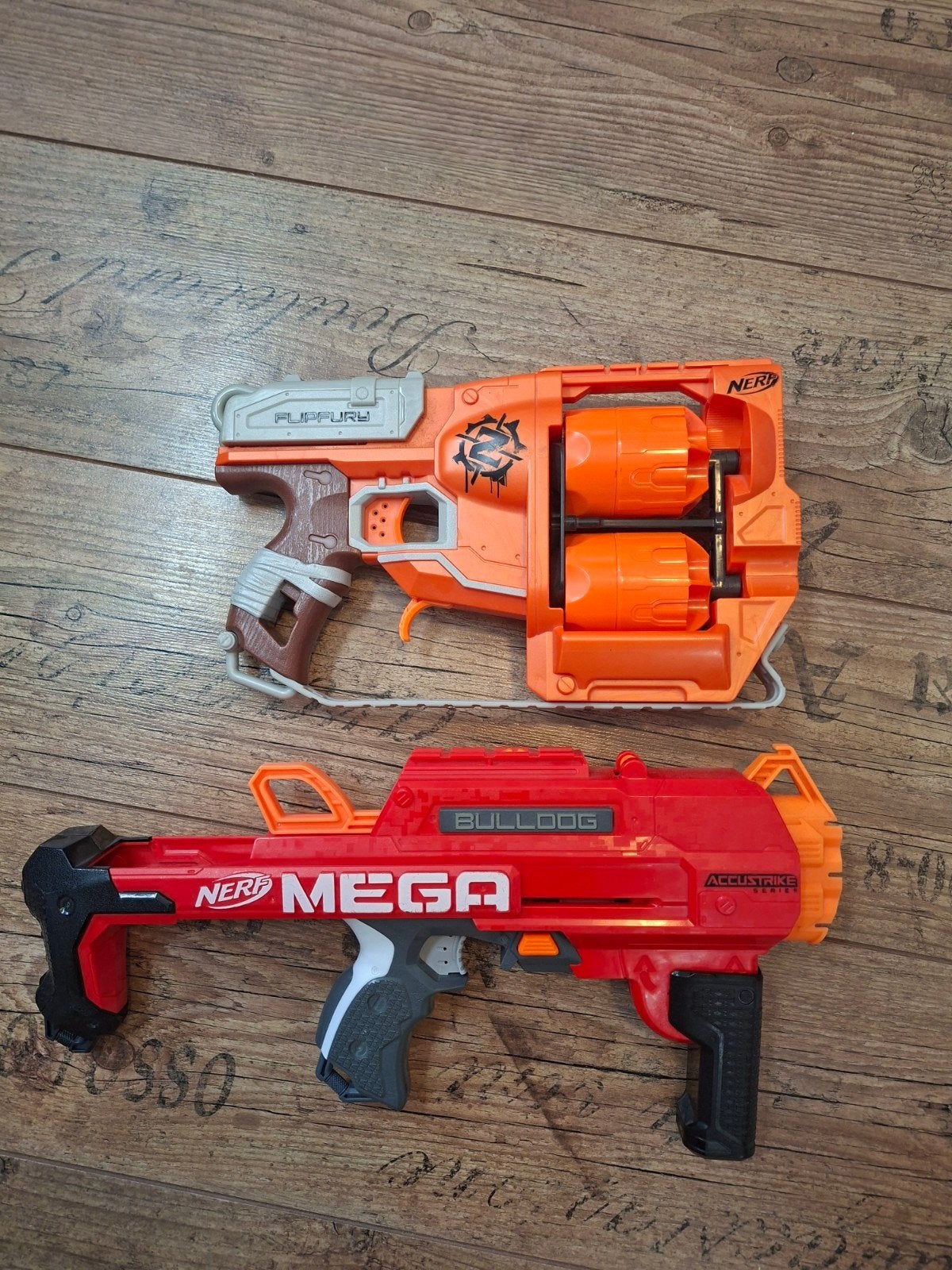 Twee Nerf Pistolen - Goede Staat, Ophalen, Zo goed als nieuw, Jongen of Meisje