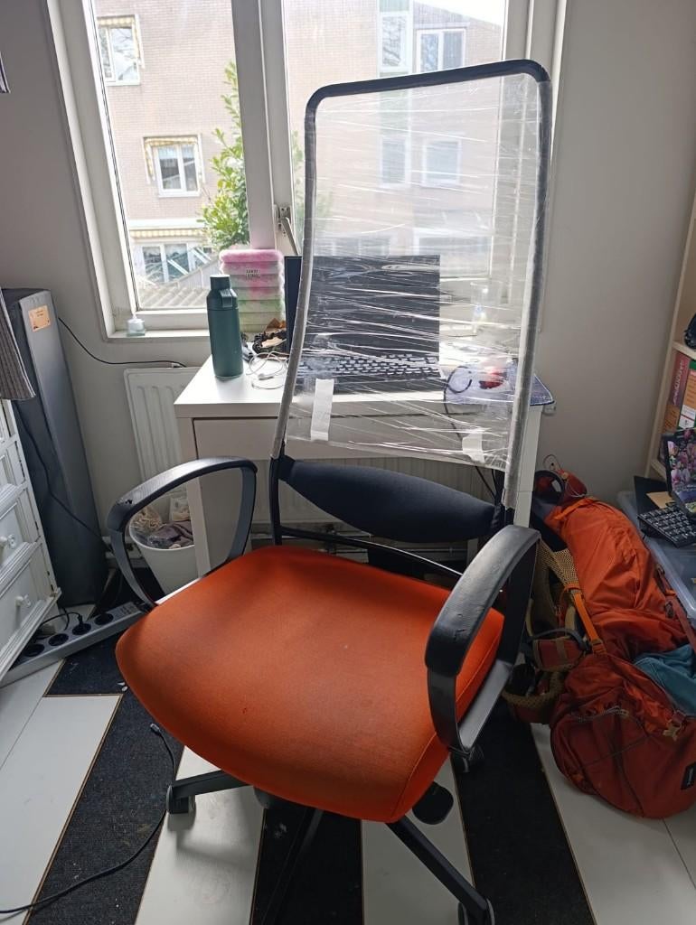 Free office chair, Ophalen, Gebruikt, Zwart