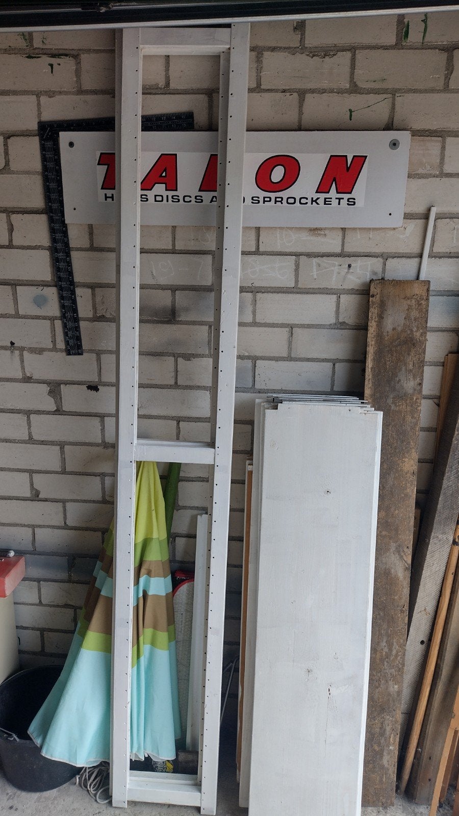 Bruinzeel stelling kast, Doe-het-zelf en Verbouw, Kozijnen en Schuifpuien, Ophalen, Gebruikt, 150 tot 225 cm, 150 tot 225 cm