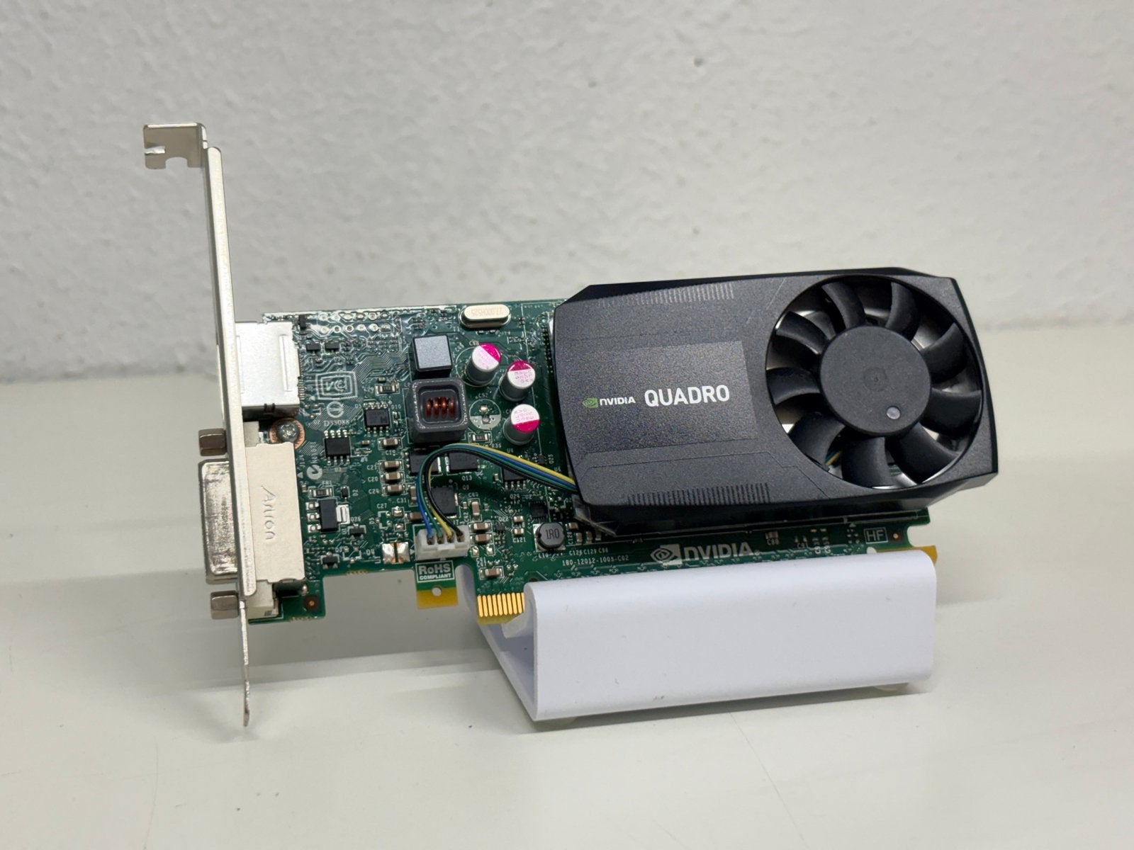 NVIDIA Quadro K620 Videokaart - Professionele Grafische Kaar, Gebruikt, PCI-Express 2, GDDR3, DVI