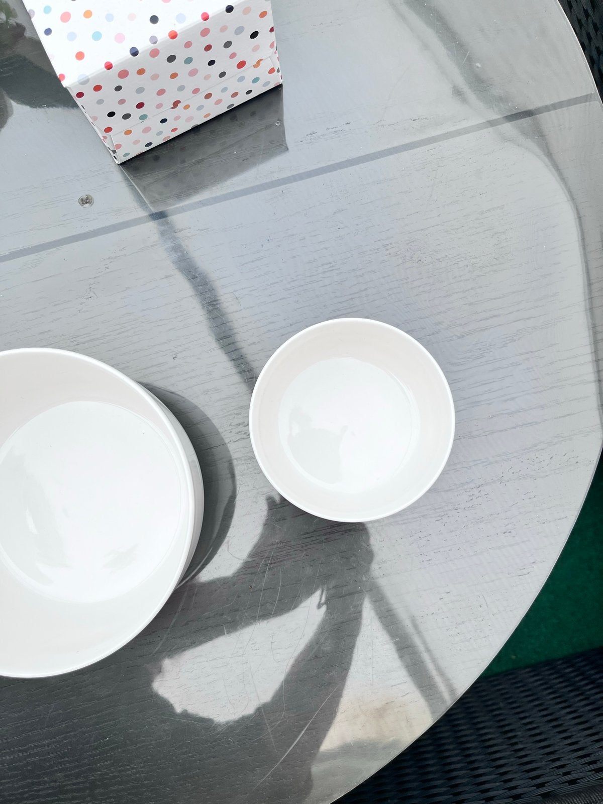 Wit servies: borden en kommen, Huis en Inrichting, Ophalen, Keramiek, Zo goed als nieuw, Bord(en)