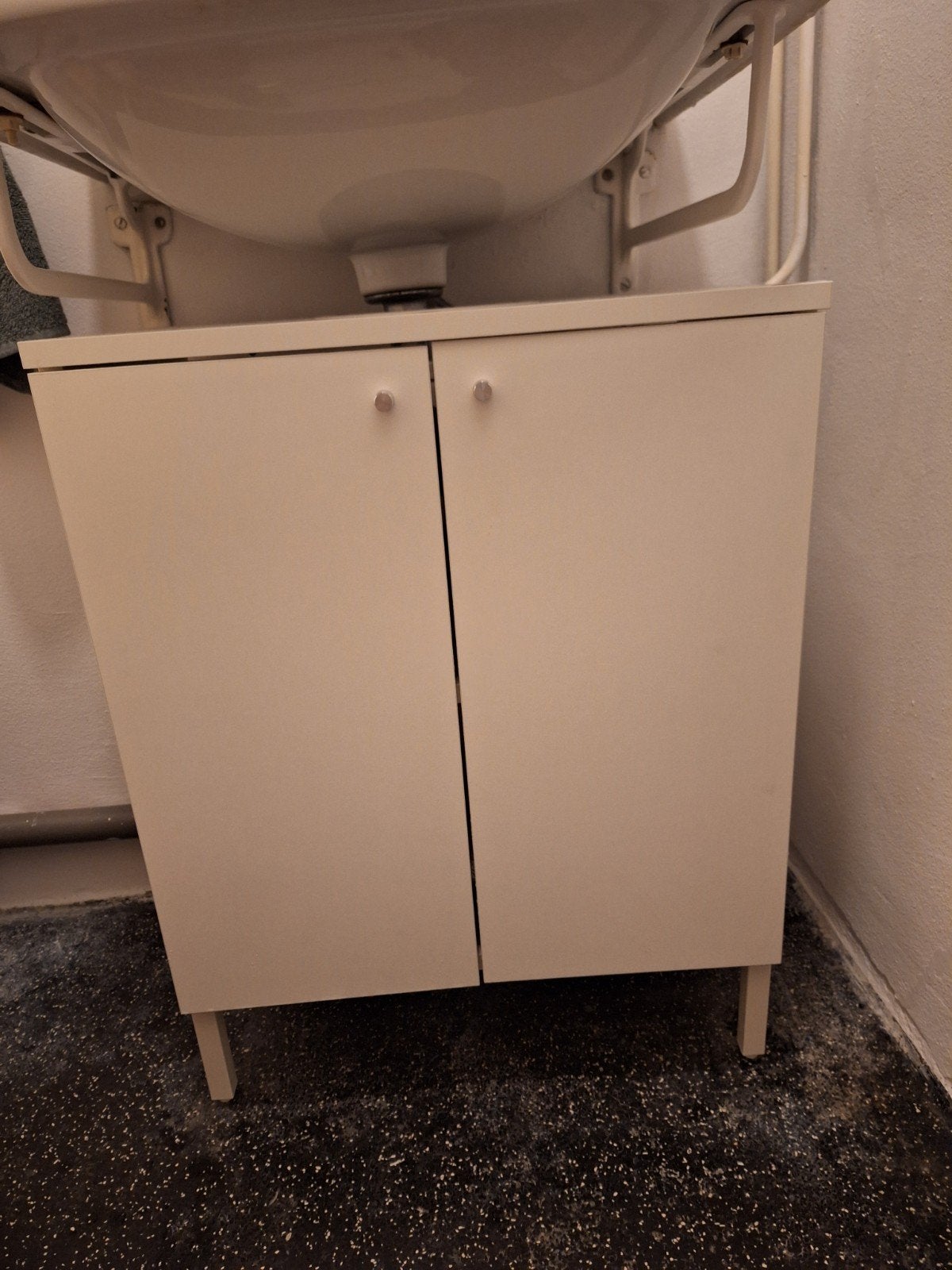 NYSJÖN badkamerkast, Ophalen, Zo goed als nieuw, 25 tot 50 cm, Minder dan 100 cm
