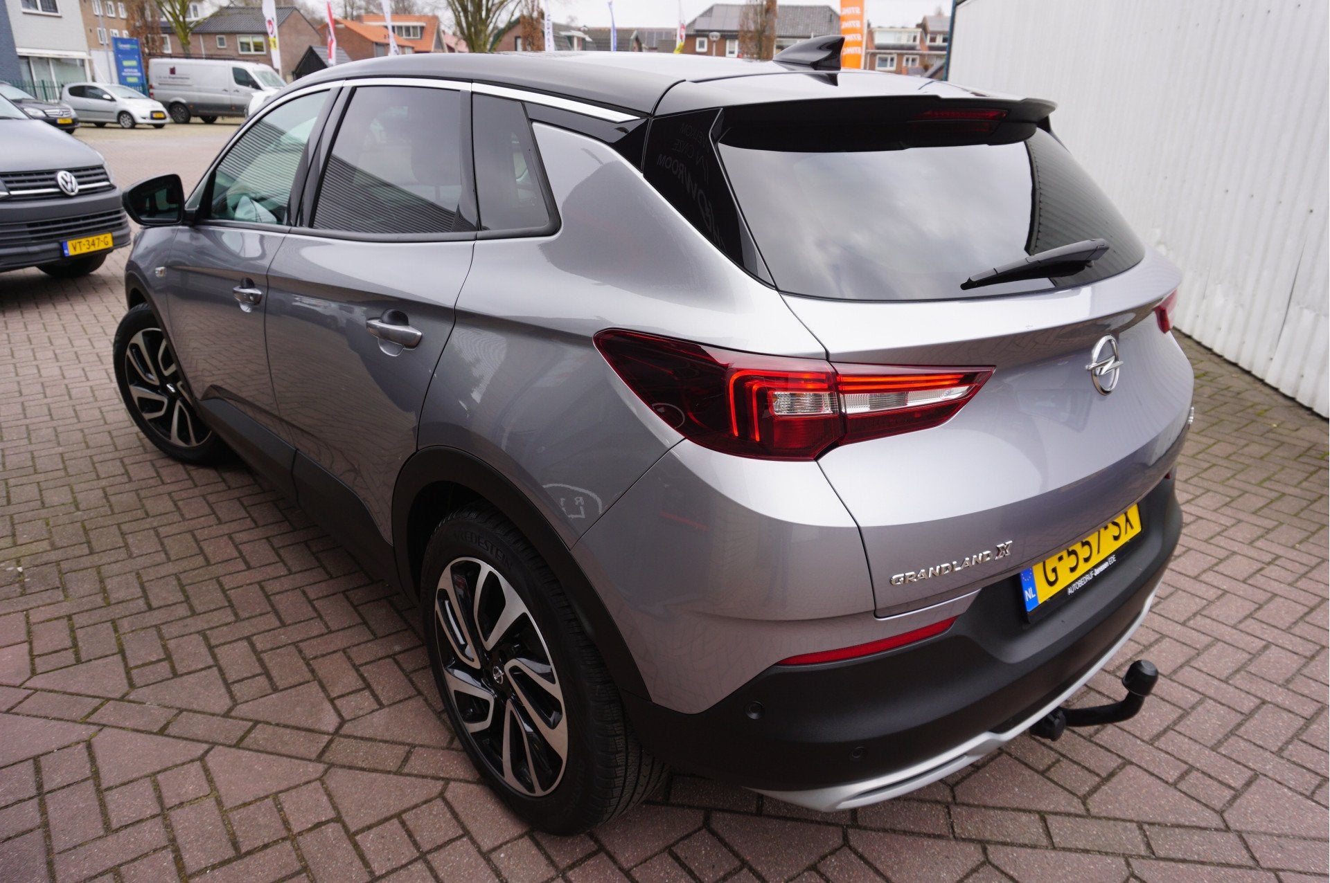 Opel Grandland X 1.2 Turbo Business Executive (bj 2019), Voorwielaandrijving, Gebruikt, 1199 cc, Bedrijf