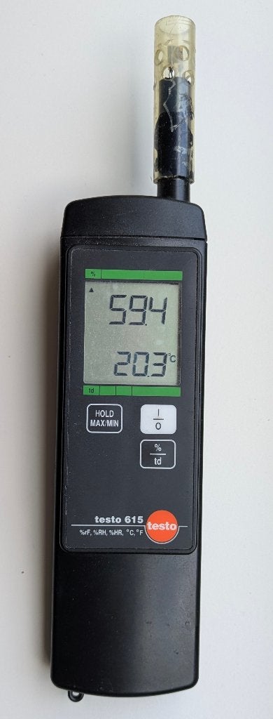 Testo 615  thermohygrometer thermometer hygrometer, Doe-het-zelf en Verbouw, Meetapparatuur, Gebruikt, Overige meters, Ophalen