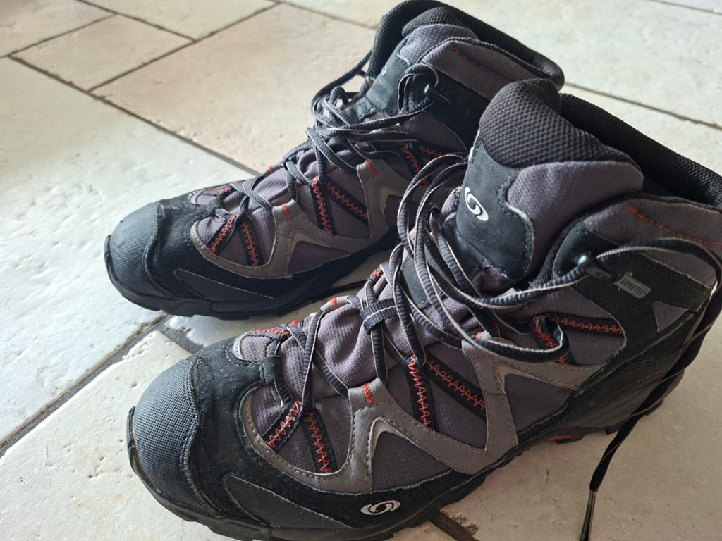 Salomon bergschoenen maat 45+, Ophalen of Verzenden, Gebruikt, Schoenen