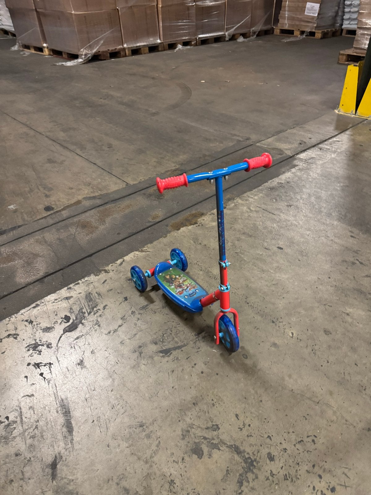 Kinderstep met 3 wielen - Paw Patrol design, Fietsen en Brommers, Ophalen of Verzenden, Gebruikt, Gewone step