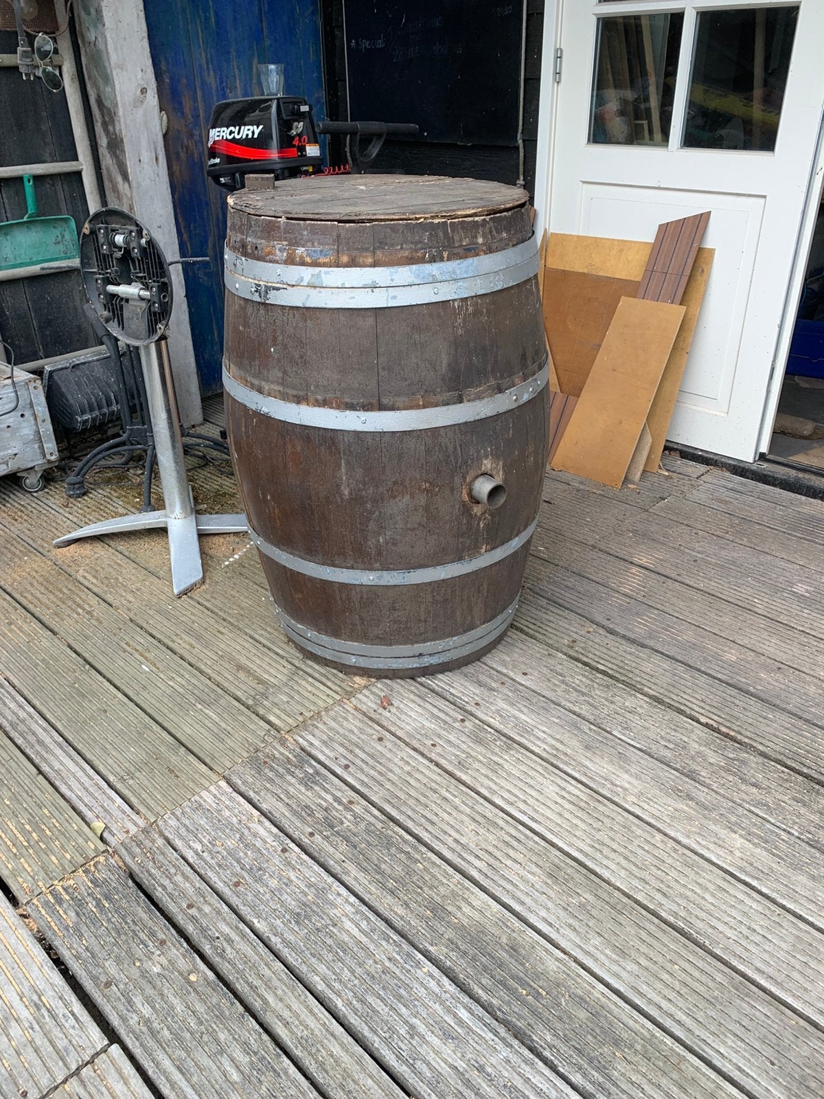 Regenton/ statafel/ plantenbak/ Decoratie/ wijnvat, Tuin en Terras, Regentonnen, 150 liter of meer, Ophalen, Gebruikt, Hout