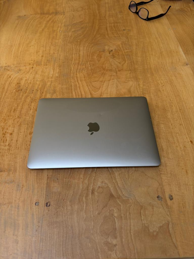 MacBook Air 13 Inch 2020, Gebruikt, 256 GB, Qwerty, 8 GB