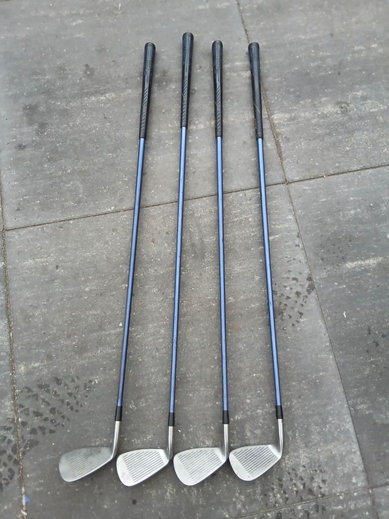 4 Mizuno widec golfclubs (S,P,7,9) dames?, Ophalen of Verzenden, Gebruikt, Club, Mizuno