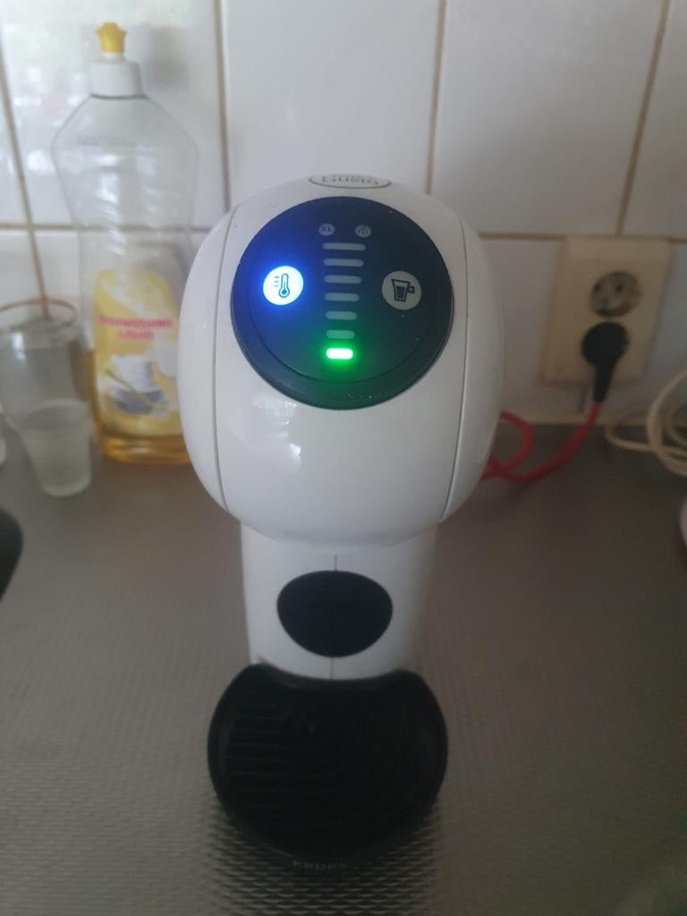 Nescafe dolce gusto, Witgoed en Apparatuur, Koffiezetapparaten, Gebruikt, Espresso apparaat, Ophalen of Verzenden, 4 tot 10 kopjes