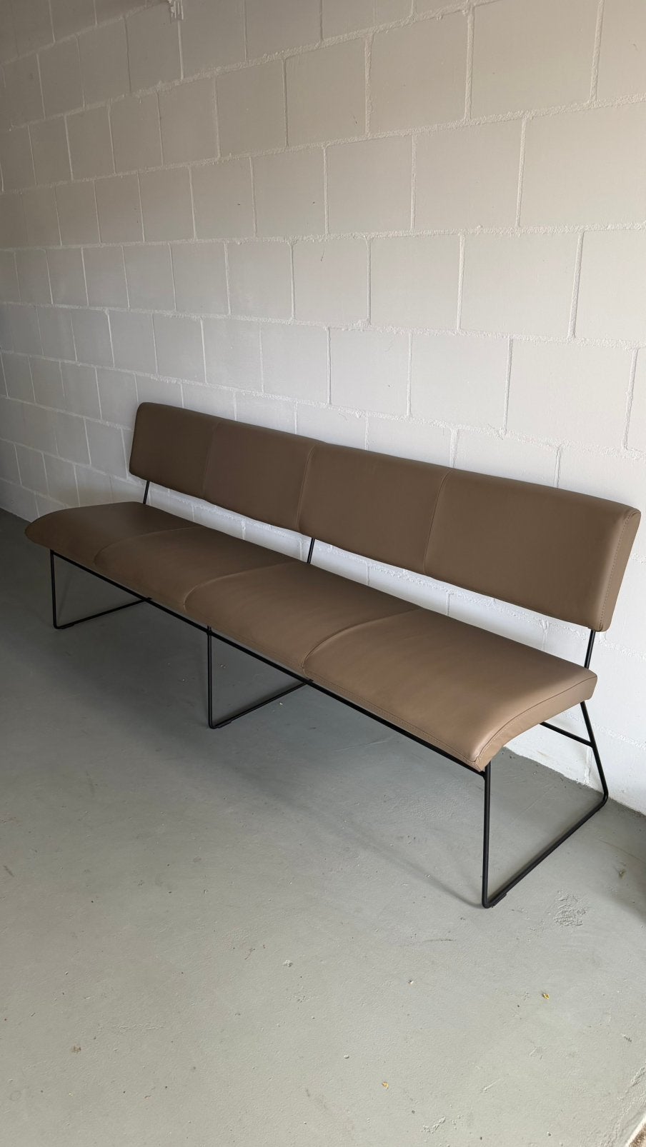 Eettafelbank, mokka, 210 cm, perfecte conditie, Ophalen, Overige maten, Zo goed als nieuw, 200 tot 250 cm