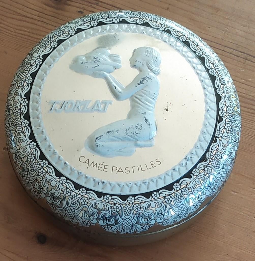 vintage blikje Tjoklat camée pastilles, Verzamelen, Blikken, Ophalen of Verzenden, Gebruikt, Overige, Overige merken