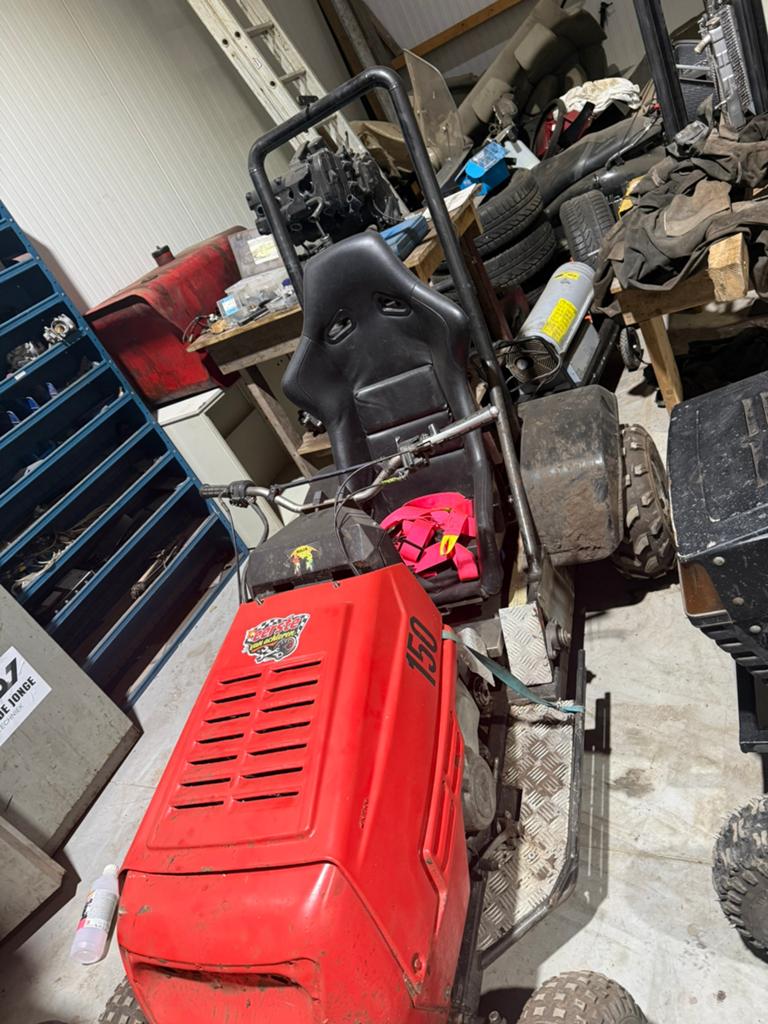 Race zitmaaier, Ophalen, Gebruikt, Kart