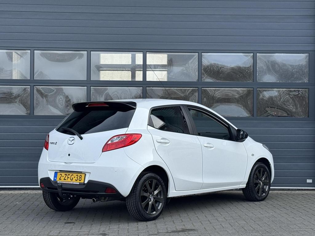 MAZDA 2 1.3 COLOR EDITION I 5-DEURS I TREKHAAK I AIRCONDITIO, Auto's, Voorwielaandrijving, Euro 5, Stof, Gebruikt