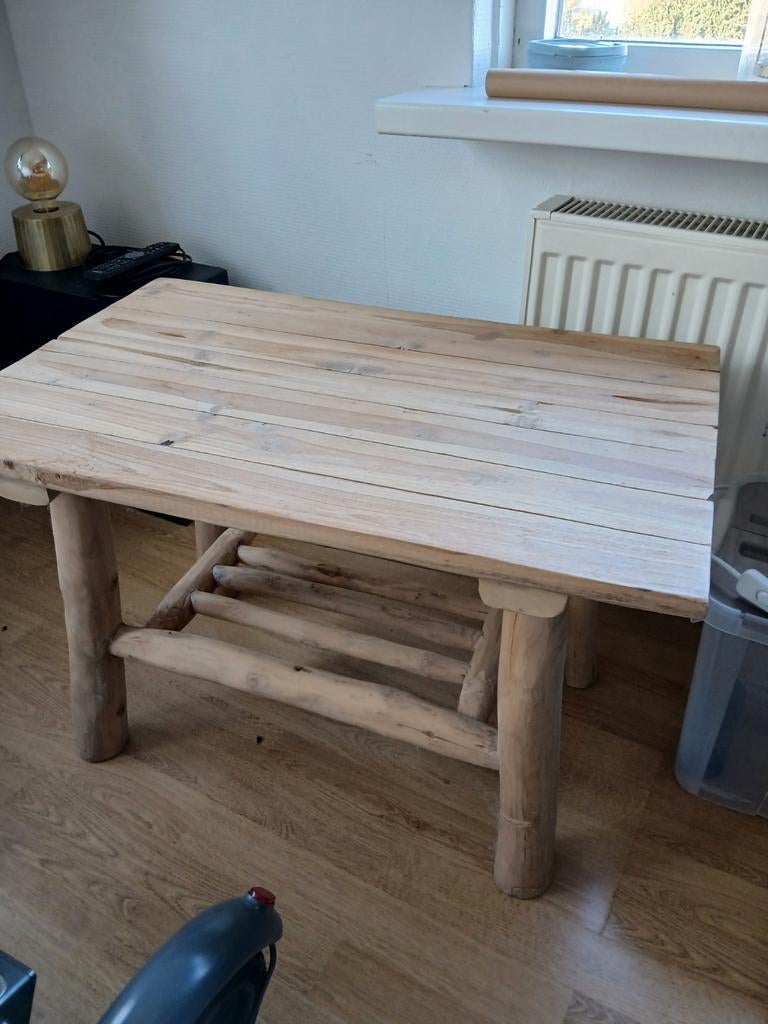 Robuuste houten salontafel met unieke uitstraling, Ophalen, Gebruikt, 50 tot 100 cm, Rechthoekig