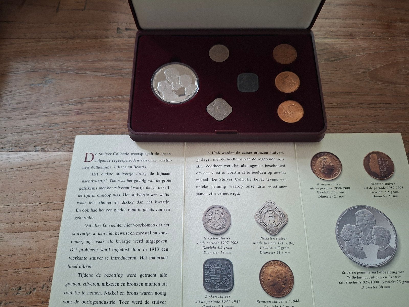 de stuiver collectie met zilveren penning, Postzegels en Munten, Ophalen of Verzenden, Nederland, Munten